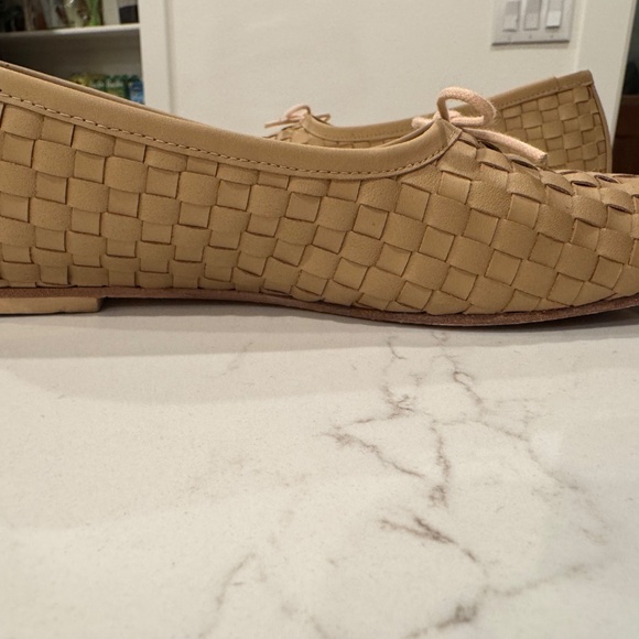 Freda Salvador Jada Square Toe Ballet Flats in Latte Closed Woven Calf Size 8 - Picture 11 of 11